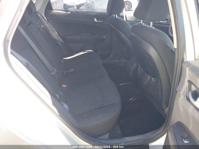 KIA Optima Lx 2018 5XXGT4L34JG236220 Image 8
