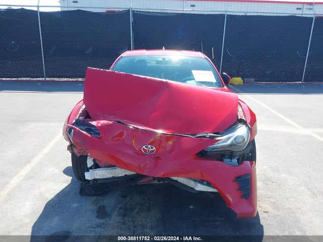 Toyota 86 2017 JF1ZNAA1XH8710760 Image 13