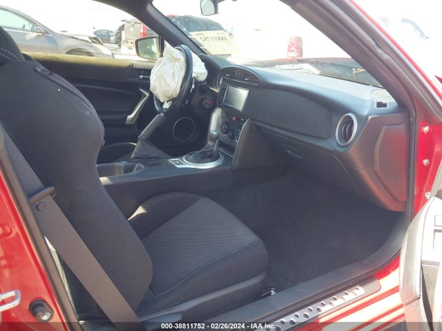 Toyota 86 2017 JF1ZNAA1XH8710760 Image 5