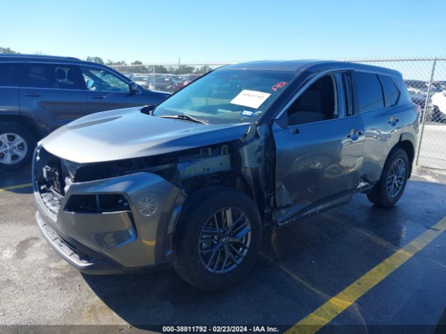 5N1AT3AA8MC686857 Nissan Rogue S Fwd