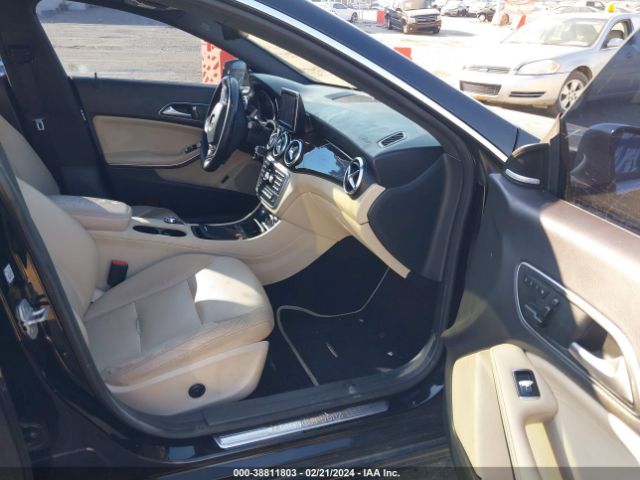WDDSJ4EB9EN060737 Mercedes-Benz CLA 250