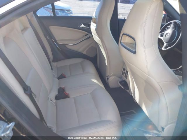 WDDSJ4EB9EN060737 Mercedes-Benz CLA 250