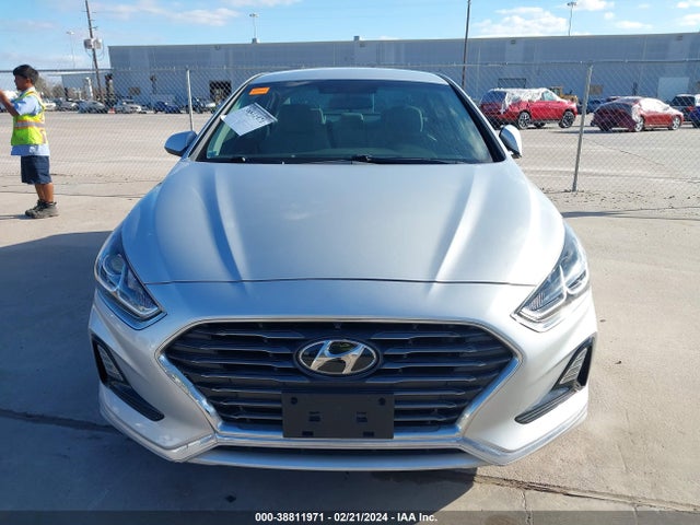 Hyundai SONATA SE 2019 5NPE24AF7KH812346 Image 11