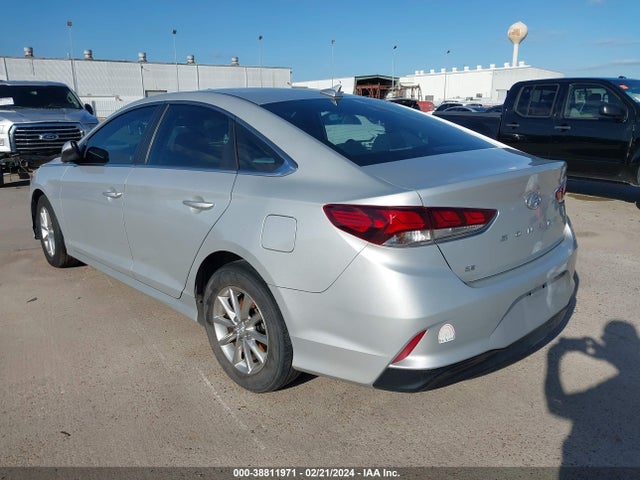Hyundai SONATA SE 2019 5NPE24AF7KH812346 Image 3