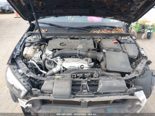 WDD3G4FB7KW035827 Mercedes-Benz A 220 4matic
