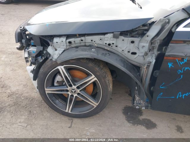 WDD3G4FB7KW035827 Mercedes-Benz A 220 4matic