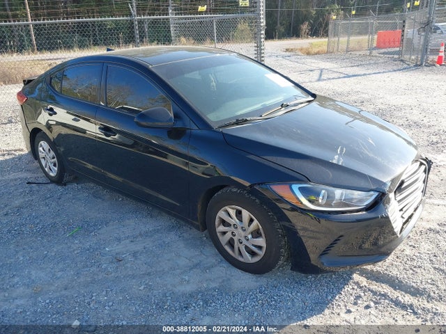 2018 5NPD74LF3JH372425 main image