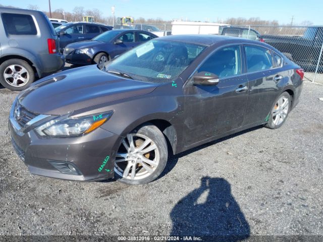 1N4BL3AP0HC114528 Nissan Altima 3.5 Sl/3.5 Sr