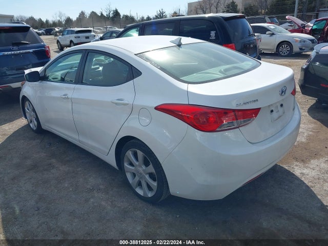 2013 Hyundai Elantra Limited მანქანა იყიდება აუქციონზე, vin: 5NPDH4AE9DH390553, აუქციონის ნომერი: 38812025