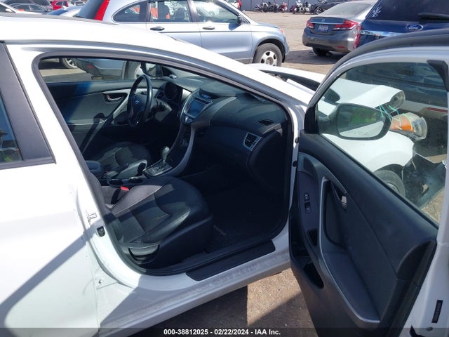 2013 Hyundai Elantra Limited მანქანა იყიდება აუქციონზე, vin: 5NPDH4AE9DH390553, აუქციონის ნომერი: 38812025