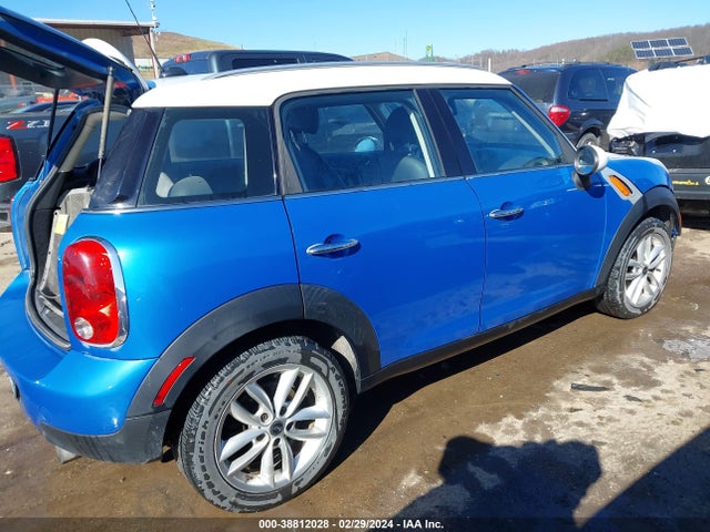 2011 MINI COOPER COUNTRYMAN WMWZB3C5XBWM29086 Photo 3
