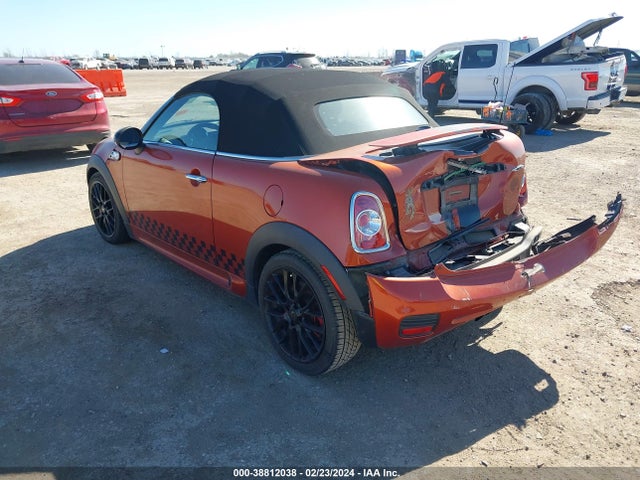 2014 MINI ROADSTER WMWSY9C59ET626596 Photo 2