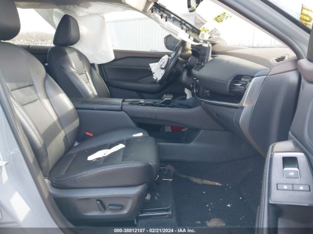 5N1BT3CB2PC801113 Nissan Rogue Sl Intelligent Awd