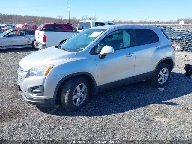 Chevrolet Trax 1ls 2016 KL7CJNSB6GB644328 Image 2