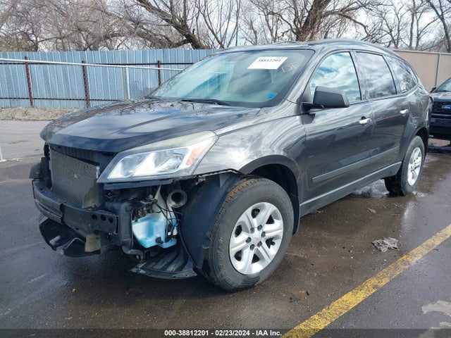 Chevrolet Traverse Ls 2015 1GNKVFKD7FJ357330 Image 2