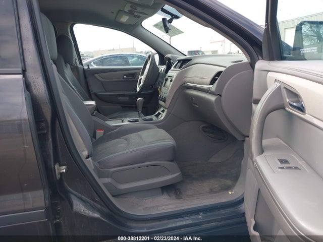 Chevrolet Traverse Ls 2015 1GNKVFKD7FJ357330 Image 5