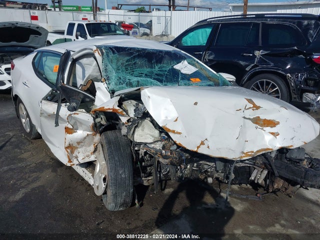 KIA Optima Lx 2015 KNAGM4A72F5641990 Image 6