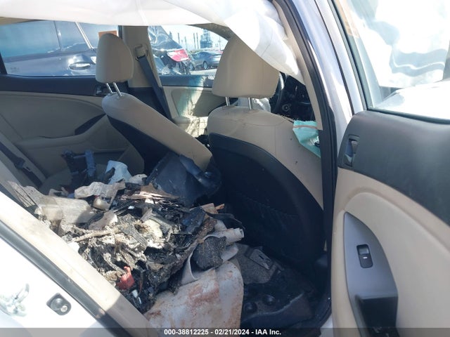 KIA Optima Lx 2015 KNAGM4A72F5641990 Image 8