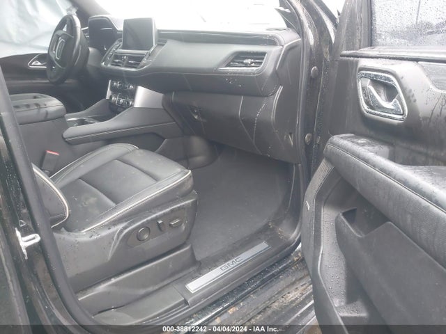 38812242 :رقم المزاد ، 1GKS2GKD3NR247256 vin ، 2022 Gmc Yukon Xl 4wd Slt مزاد بيع