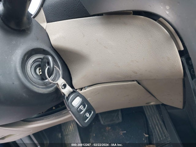 Hyundai Elantra Limited 2014 KMHDH4AE8EU131071 Image 11