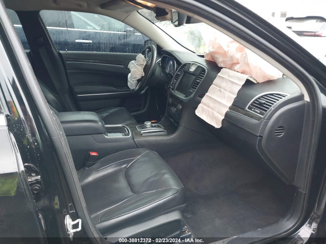 Chrysler 300c Awd 2016 2C3CCAKG3GH270189 Image 5