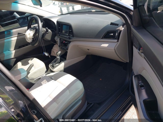 Hyundai ELANTRA SE 2017 5NPD84LF5HH072120 Image 5