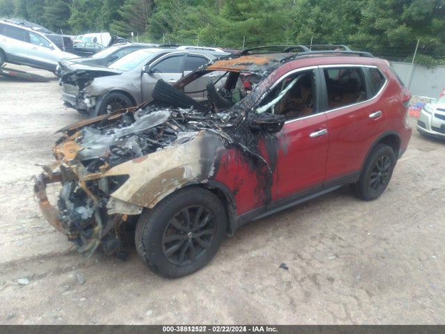 5N1AT2MVXHC872317 Nissan ROGUE SV