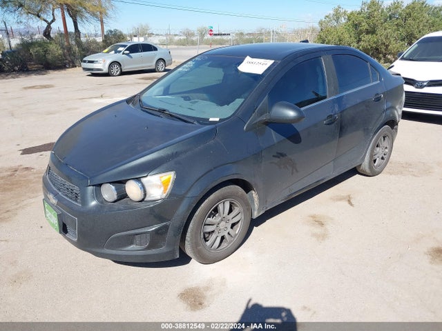 Chevrolet Sonic Lt Auto 2014 1G1JC5SH8E4173155 Image 2