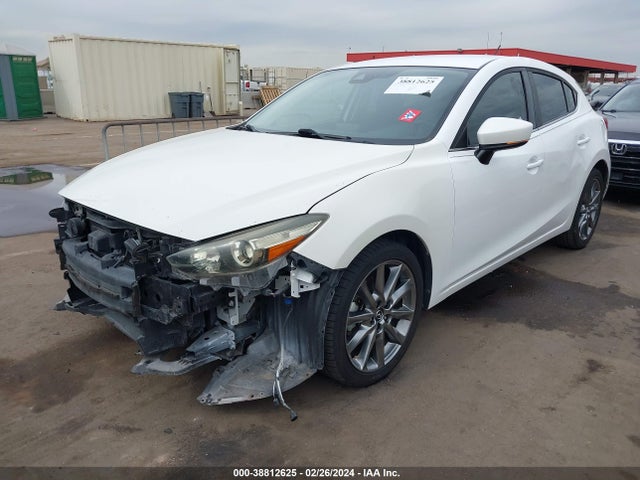 3MZBN1L33JM169110 Mazda Mazda3 Touring