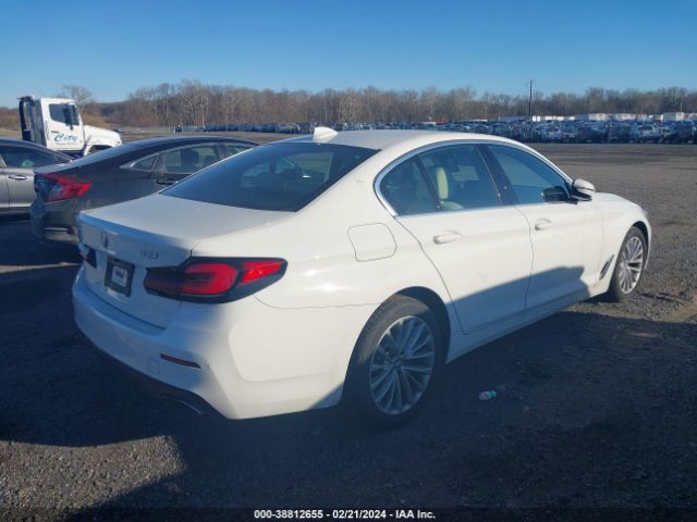 2021 BMW 5 SERIES WBA13BJ02MCF95959 Photo 3