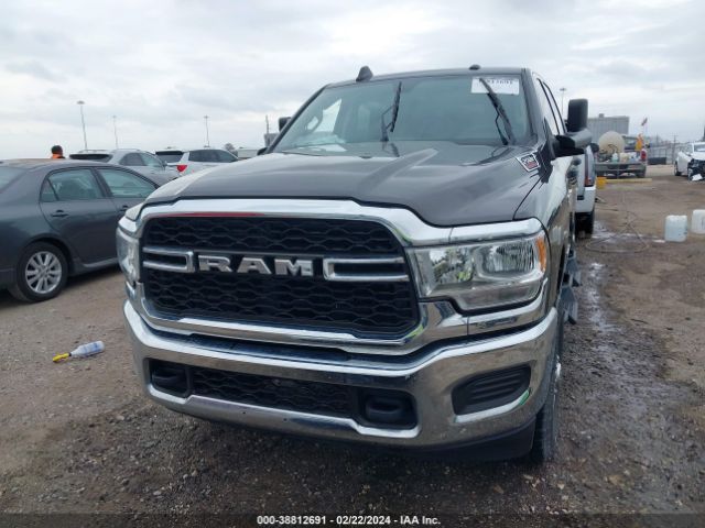 3C6UR5CJ1LG142566 RAM 2500 Tradesman  4x4 6'4 Box