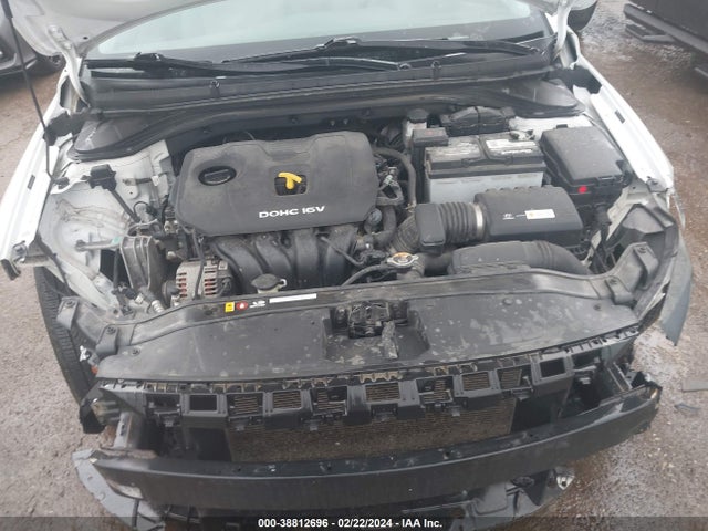 Hyundai ELANTRA SE 2017 5NPD84LF6HH076046 Image 10