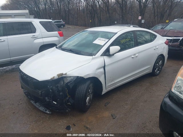 Hyundai ELANTRA SE 2017 5NPD84LF6HH076046 Image 2