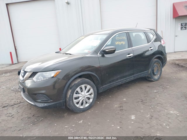 Nissan ROGUE S 2015 KNMAT2MV7FP544959 Image 2