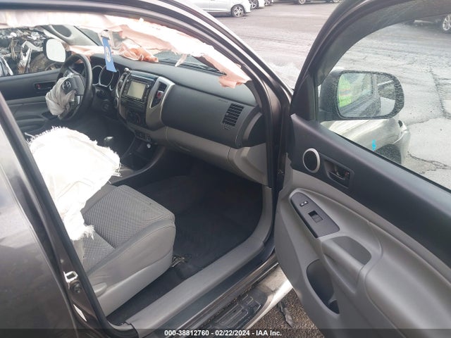 Toyota Tacoma Base V6 2015 3TMLU4ENXFM183765 Image 5