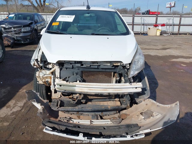 Chevrolet Spark 1lt Cvt 2015 KL8CD6S97FC742038 Image 13