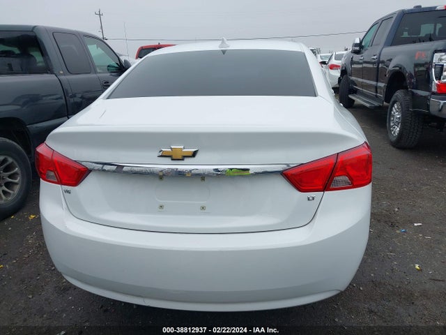 Chevrolet IMPALA 1LT 2018 2G1105S37J9170753 Image 16