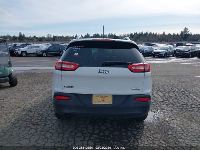 Jeep Cherokee Latitude 2015 1C4PJLCB4FW596293 Image 16