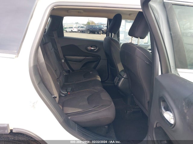 Jeep Cherokee Latitude 2015 1C4PJLCB4FW596293 Image 8