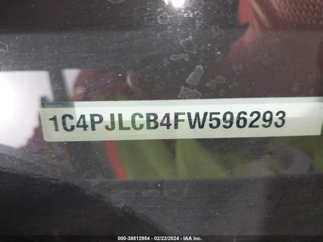 Jeep Cherokee Latitude 2015 1C4PJLCB4FW596293 Image 9