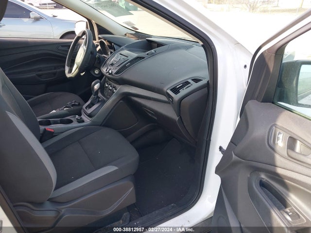 2015 FORD ESCAPE S VIN: 1FMCU0F77FUB15598