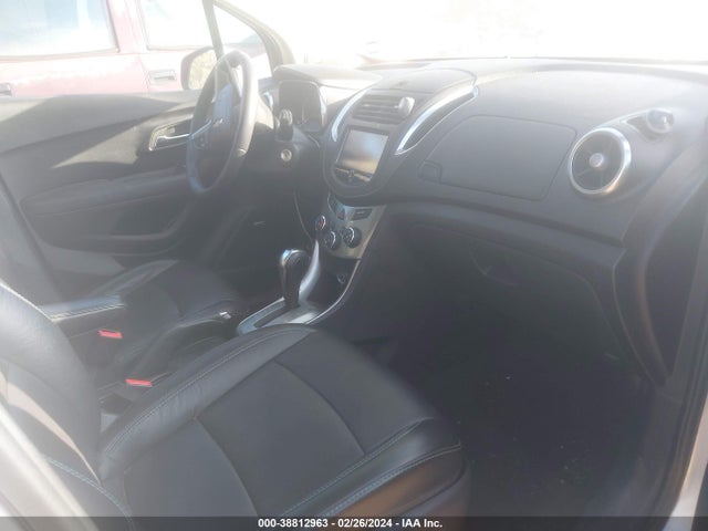 Chevrolet TRAX LTZ 2015 3GNCJNSB9FL248403 Image 5