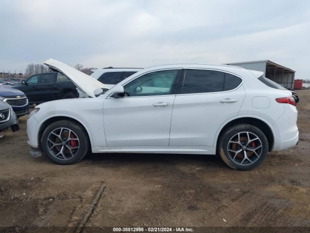 ZASPAKBN6M7D16149 Alfa Romeo Stelvio Ti Awd