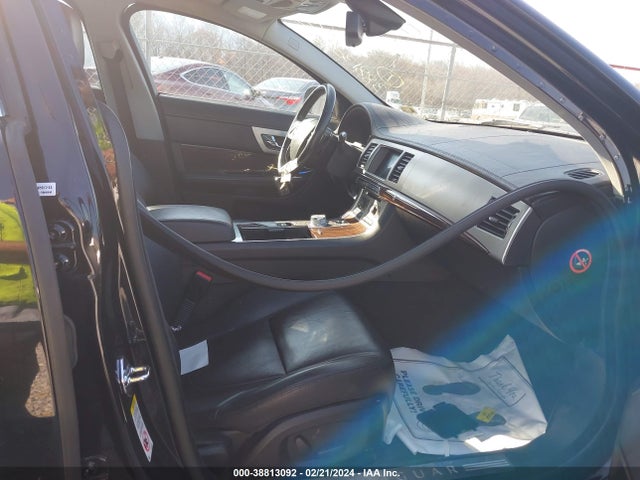 2013 JAGUAR XF SAJXJ0EF6D8U08875 Photo 4