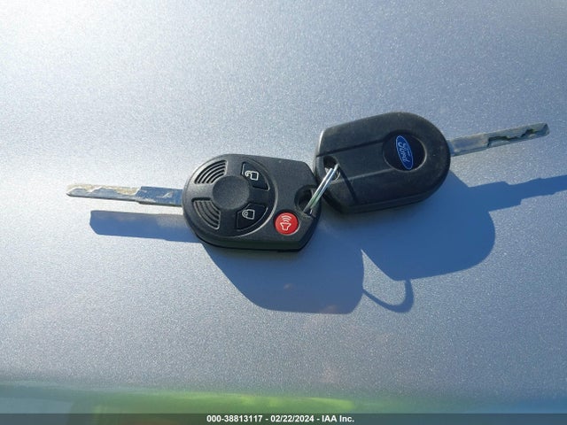 Ford ESCAPE SE 2018 1FMCU9GD2JUB28650 Image 11