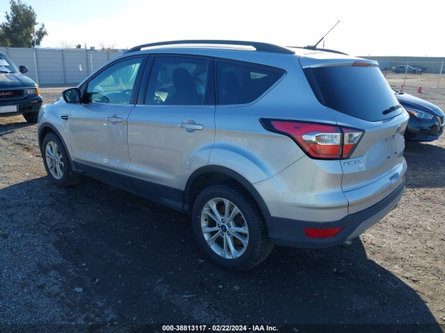 Ford ESCAPE SE 2018 1FMCU9GD2JUB28650 Image 3