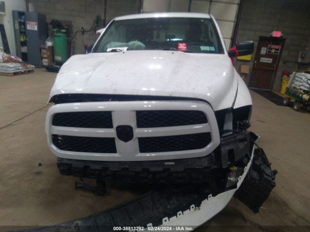 1C6RR7FG1KS552034 RAM 1500 Classic Express Quad Cab 4x4 6'4 Box