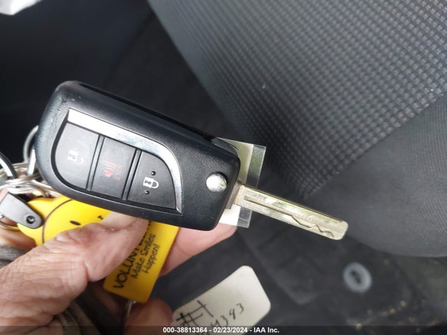 Toyota RAV4 LE 2019 2T3H1RFV5KW054383 Image 11