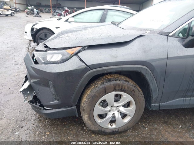 Toyota RAV4 LE 2019 2T3H1RFV5KW054383 Image 18