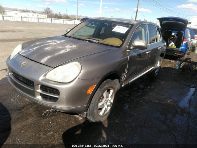 2005 PORSCHE CAYENNE WP1AA29P15LA23580 Photo 1
